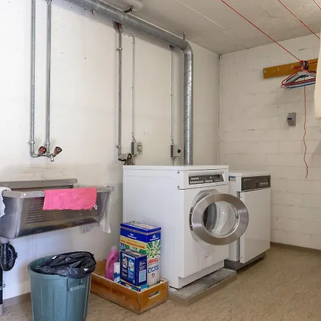 Tschuggenweg 11 شقة