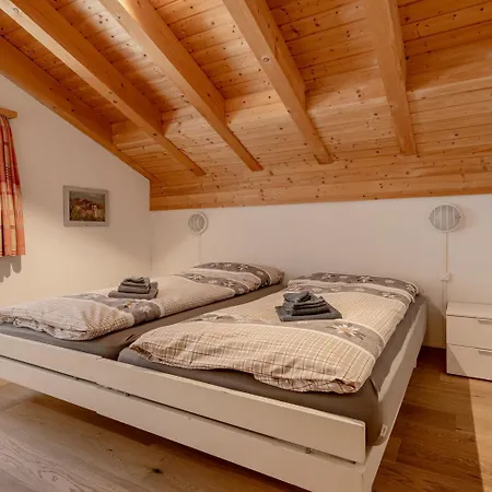 شقة Tschuggenweg 11