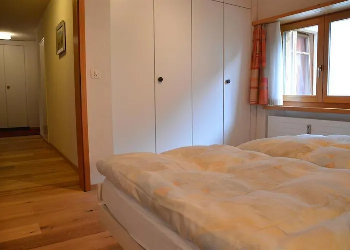 Apartamento Tschuggenweg 11 *