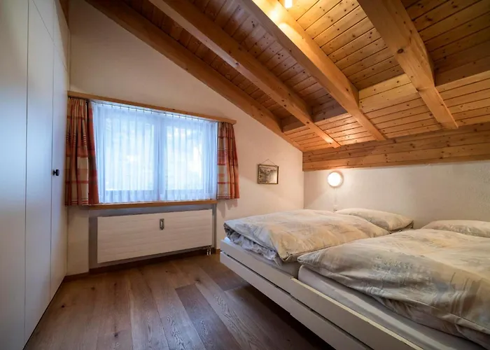 Apartamento Tschuggenweg 11 *